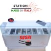 Station per sushi Station Made In Italy By Antonio BottacinComptoir réfrigéré de préparation de sushi avec 8 1/4 plateaux2 100,00 €